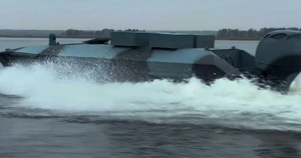 Ukrayna bu ölkə üçün dəniz dronu istehsal edəcək