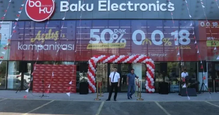 “Baku Electronics”in bu mağazası nöqsanlara görə BAĞLANDI VİDEO