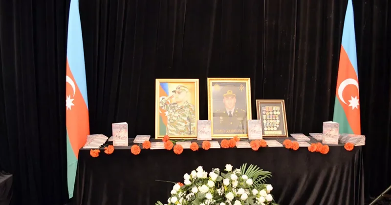 В Азербайджане презентована книга В свете воспоминаний: Рашад Садыгов Видео