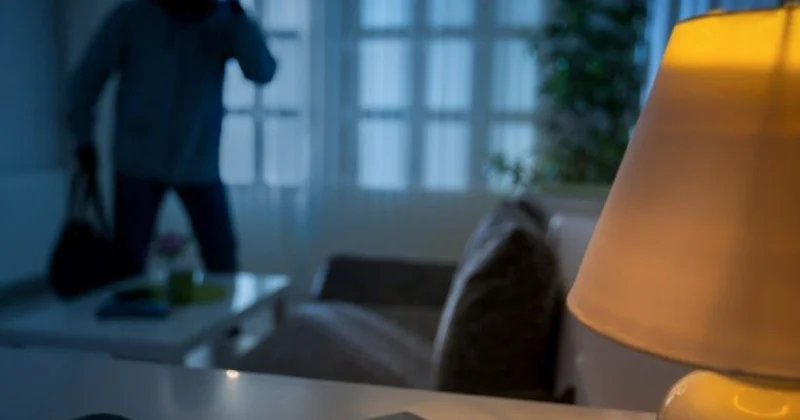 Bakıda maraqlı hadisə: Usta oğurluq əməlini belə gizlətmək istədi