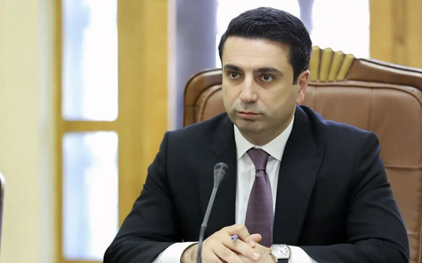 Alen Simonyan: AİB dən çıxmaq niyyətində deyilik