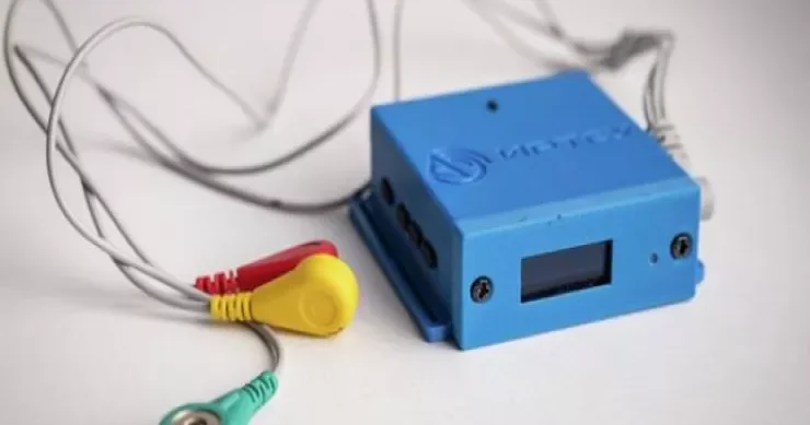 İnfarktın yaxınlaşmasından XƏBƏRDARLIQ edən cihaz hazırlandı