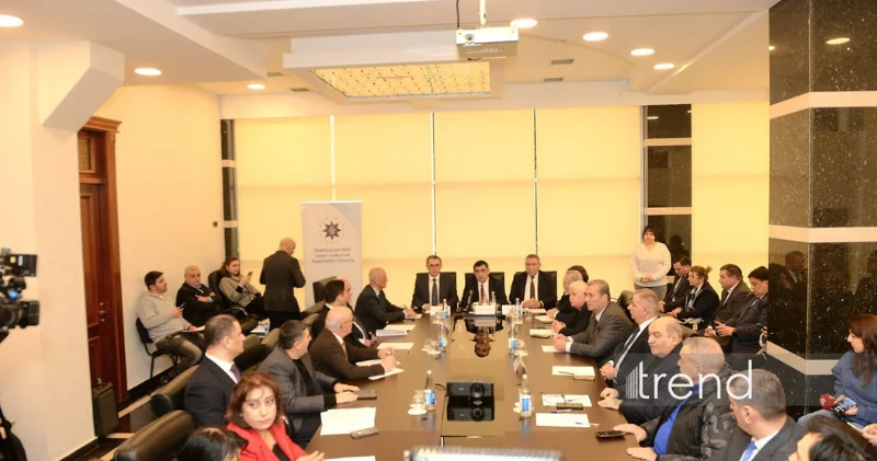 В Азербайджане прошли общественные обсуждения на тему дезинформации как одной из угроз в глобальном масштабе ФОТО