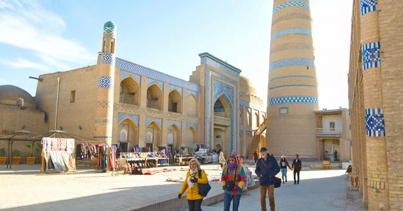 Безвиз, новые консульства, больше авиарейсов Узбекистан наращивает поток туристов из США