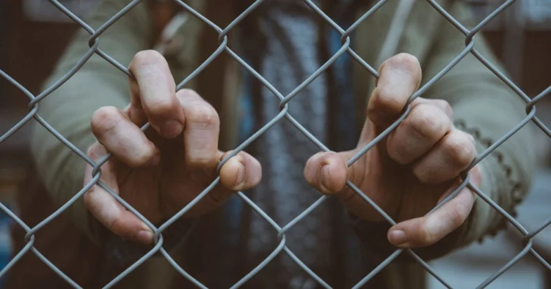 Narkomaniya ilə kortəbii mübarizənin fəsadları Reabilitasiya mərkəzlərinə nəzarət varmı? ARAŞDIRMA