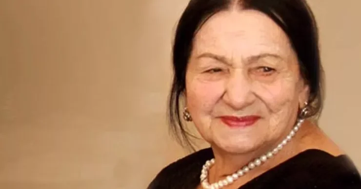 Şəfiqə Axundova kimdir? Sənətinə görə ailəsi dağılan bəstəkar BİOQRAFİYA
