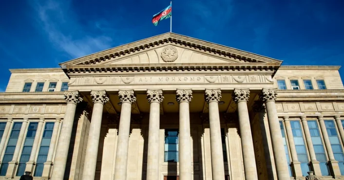 Həkim məsuliyyəti və hüquqaziddliyi aradan qaldıran hallar Kim haqlıdır?