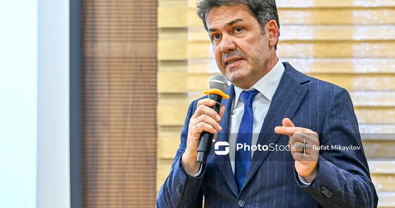 Zavod direktoru: Karbamidin də dünya bazarında qızıl, neft kimi dəyişən qiymətləri var