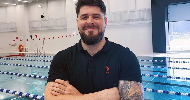 Svyeçnikovun geyimi tanındı, amma şübhə qalır