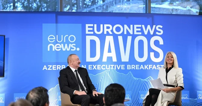 Prezident İlham Əliyev Davosda Azərbaycan rəhbərliyi ilə səhər yeməyi adlı tədbirdə iştirak edib