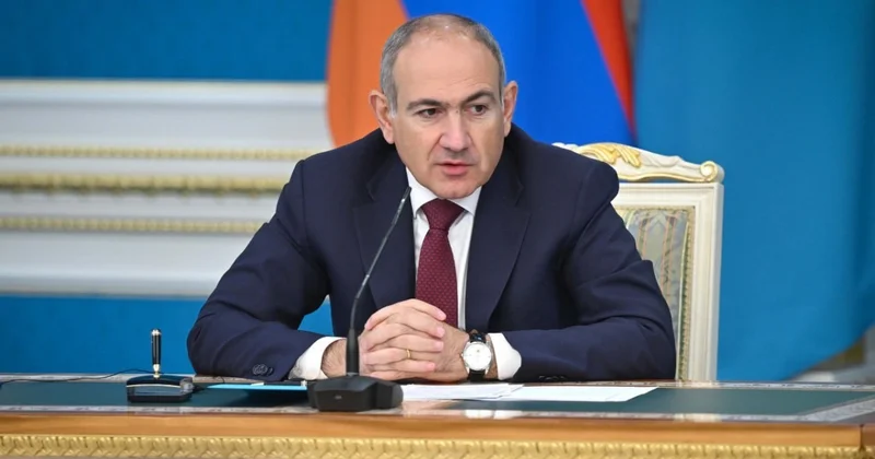 Пашинян отправился в Давос для подписания устава Совета по миру