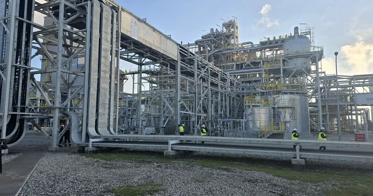 Искусственный интеллект, роботы и эффективность: репортаж с завода SOCAR Карбамид