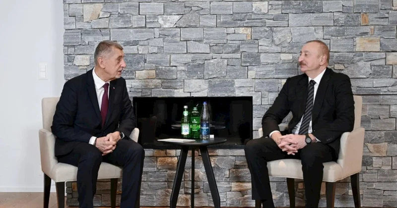 Azərbaycan Prezidenti və Çexiya baş naziri bir birilərini qarşılıqlı səfərə dəvət ediblər FOTO