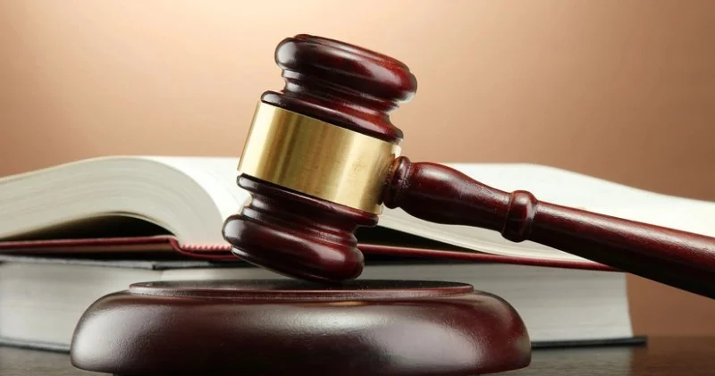 Estetik cərrah və anestezioloqun məhkəməsi başladı