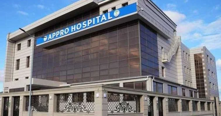 Daha bir özəl klinikadan şikayət "1 saata 5 ölüm gördük, elə bil qəssabxanadır"