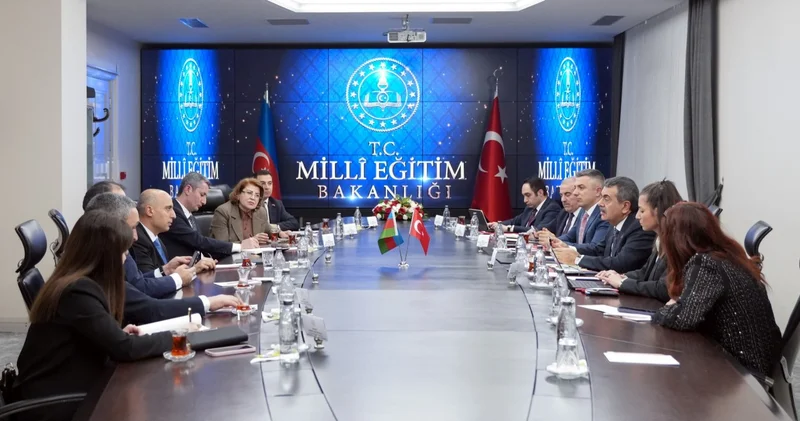 Азербайджан и Турция обсудили сотрудничество в сфере образования Minval Politika