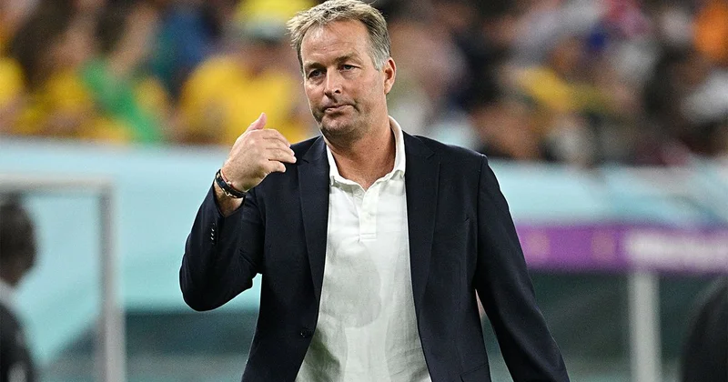 Buraxdığımız ikinci qol ağır zərbə oldu Yulmann Olimpiakos a məğlubiyyəti dəyərləndirdi