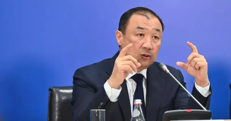 Расследование крушения самолета AZAL: Казахстан не получил данные от двух иностранных лабораторий