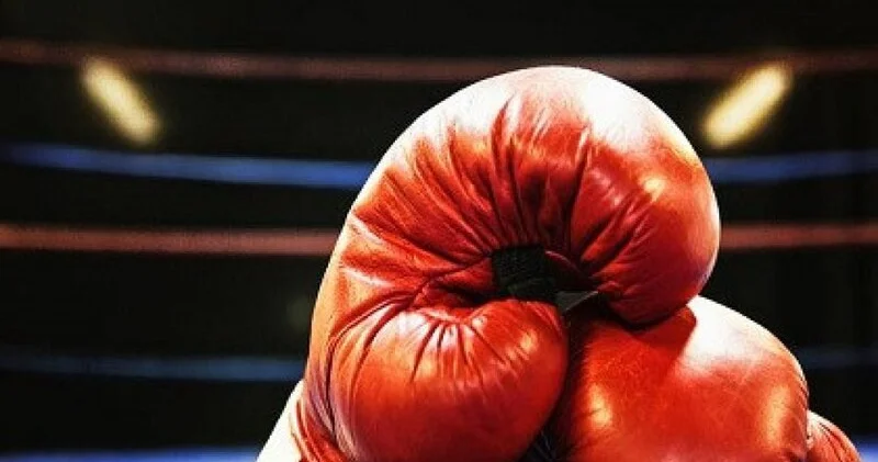 Dünyanın ən yaxşı boksçusu adına namizədlər açıqlandı
