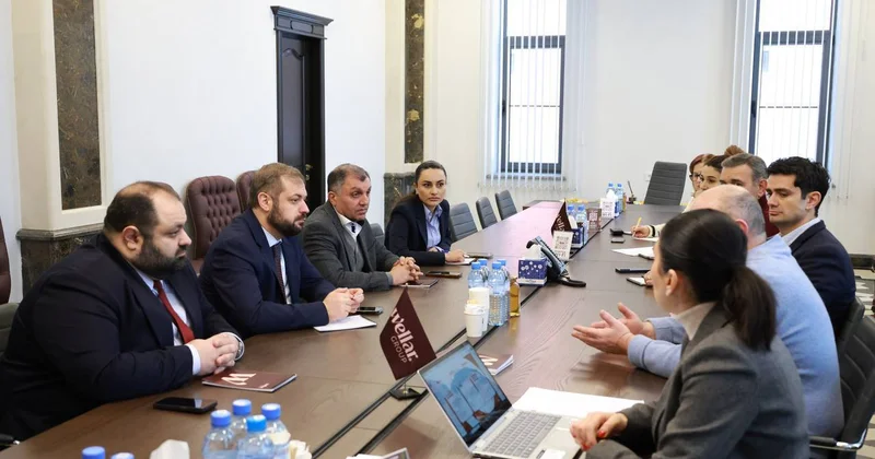 Ermənistanda regionun ən böyük şokolad fabriki tikilir... FOTOLAR