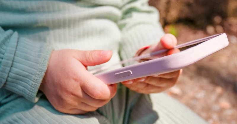 Еще одна страна может запретить детям создавать аккаунты в соцсетях