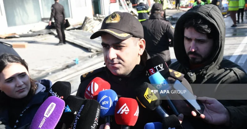 Ziya Bünyadov prospektində iki mağaza və anbar yanıb, xəsarət alan yoxdur VİDEO