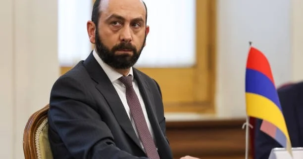 Münasibətlərin normallaşması üçtərəfli proses deyil Mirzoyan