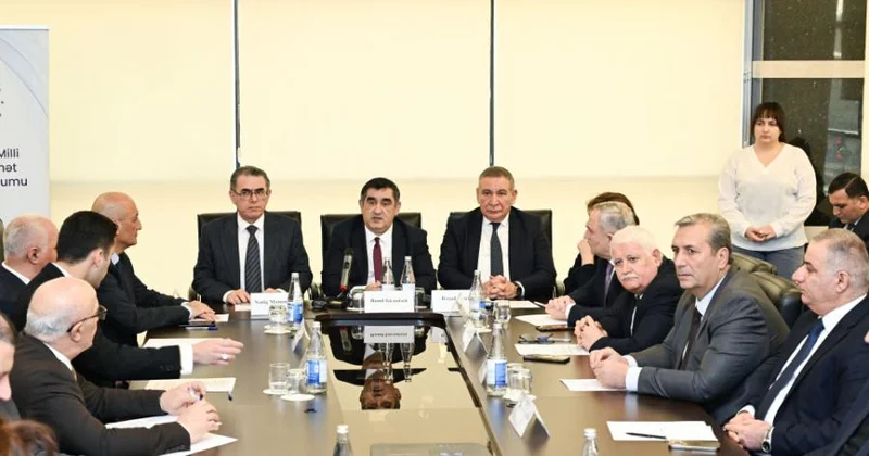 “Dezinformasiya: qlobal miqyasda və Azərbaycan reallığında ən ciddi təhlükə kimi” mövzusunda ictimai müzakirə keçirilib