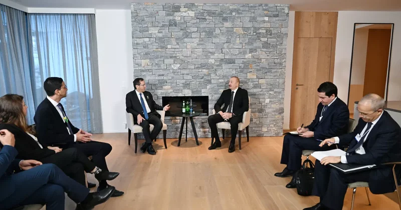 Ильхам Алиев встретился в Давосе с Ицхаком Герцогом ФОТО