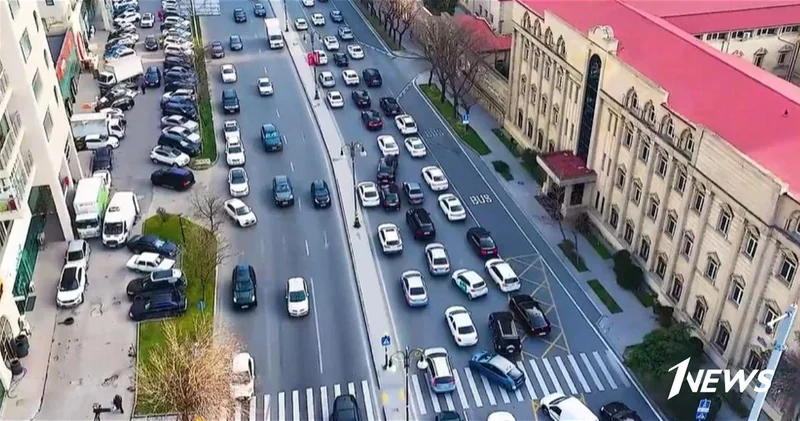 В Баку оптимизируют движение для устранения пробок на центральном проспекте ВИДЕО