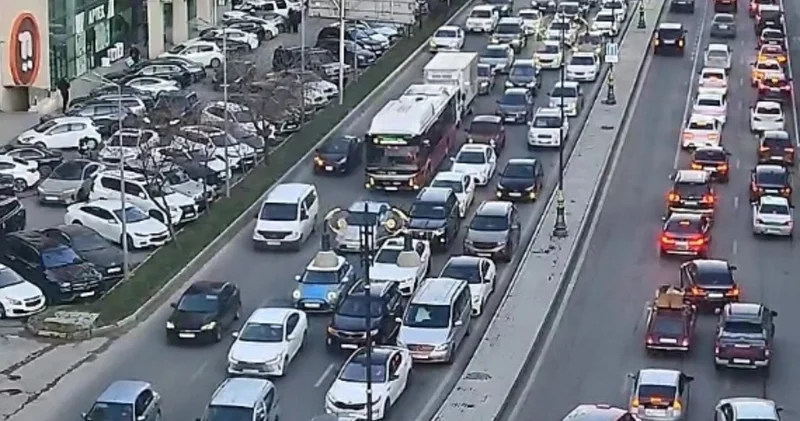 Paytaxtın sıxlıq müşahidə olunan küçələri