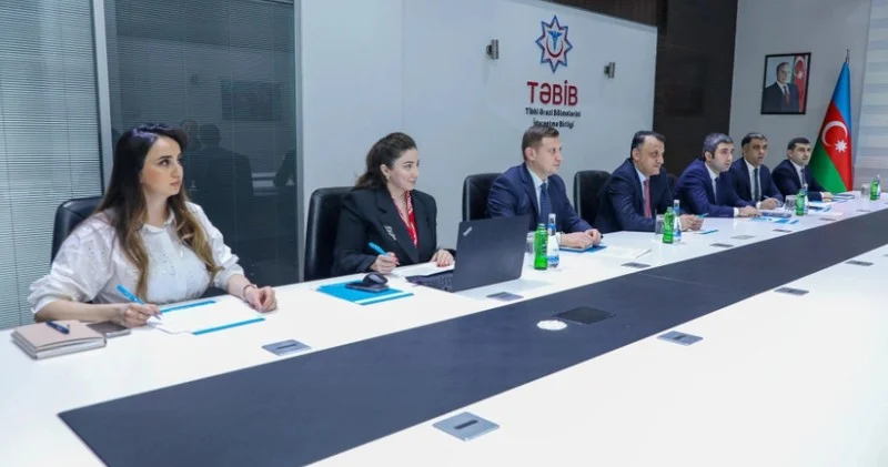 Vüqar Qurbanov vətəndaşları qəbul etdi FOTOLAR