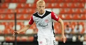 “Beşiktaş” “Qarabağ”ın rəqibinin futbolçusunu istəyir