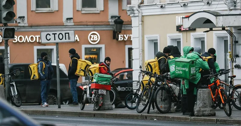 Курьеров в России поставят на жесткий учет Minval Politika
