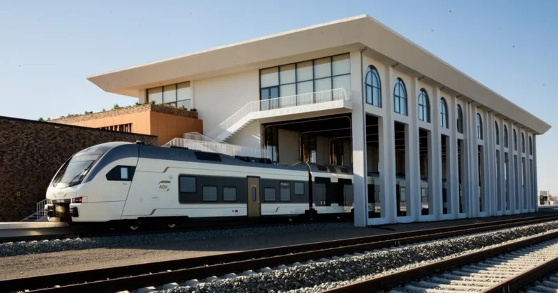 ADY nin ən sadiq sərnişini müəyyənləşdi VİDEO