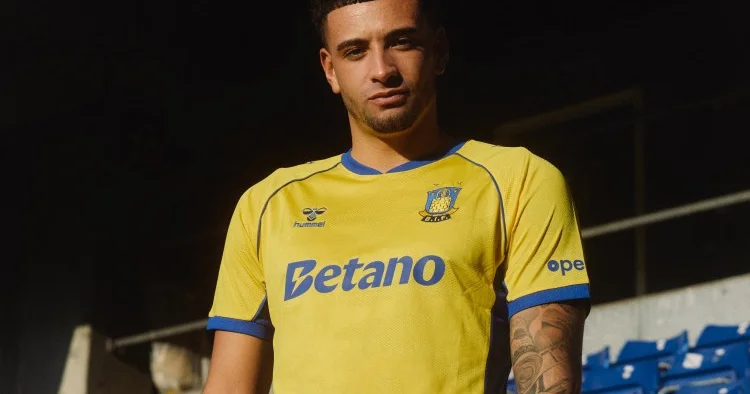 İngiltərə millisinin sabiq üzvü Danimarka klubunda RƏSMİ