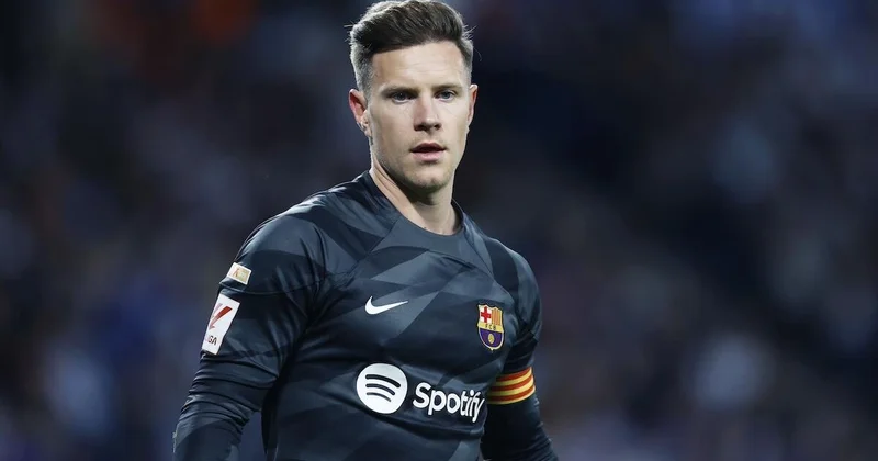 “Barselona”nı tərk edir