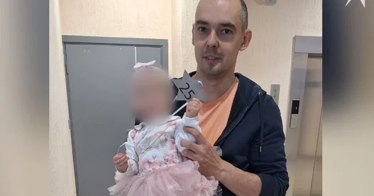 В России женщина избила ребенка поводком, посчитав ее отца чуркой