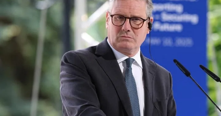 Dünya Britaniya Baş nazirinin Davosdakı bu çıxışından danışır Tam mətn