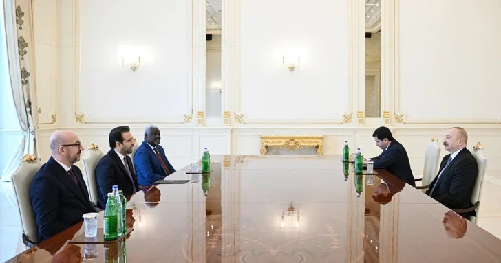 Президент Ильхам Алиев принял делегацию в связи с Премией братства человечества имени Зайеда