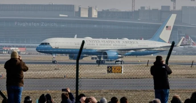 Трамп прибыл в Швейцарию для участия в Давосском форуме