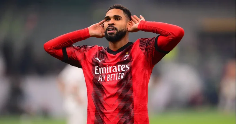 “Milan”nın futbolçusu Premyer Liqaya qayıda bilər