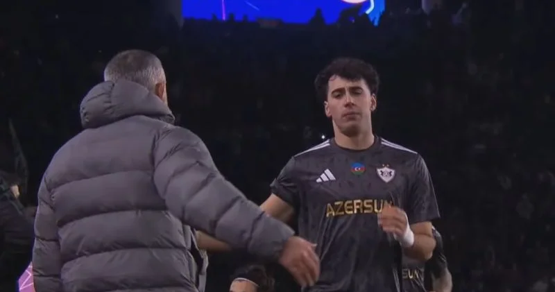 Qarabağ Aytraxt matçı Son saniyələrdə vurulan möhtəşəm qələbə qolu VİDEO