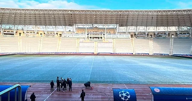 Главную арену Азербайджана готовят к матчу Карабах Айнтрахт