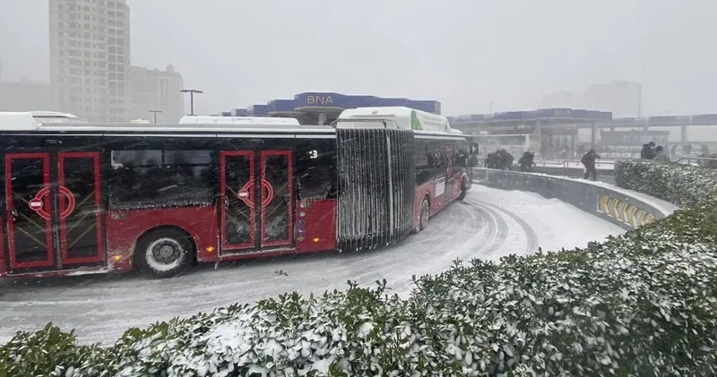 Bəzi istiqamətlərdə avtobuslar gecikə bilər XƏBƏRDARLIQ