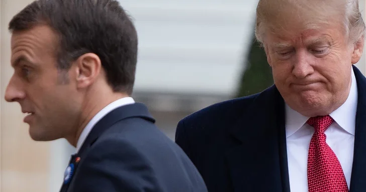 Стало известно, почему Эмманюэль Макрон спешно покинул Давос