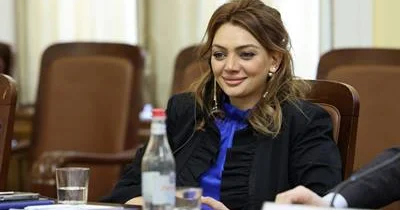 Paşinyanın qalmaqallı deputatı üzr istədi: İstefa verdi