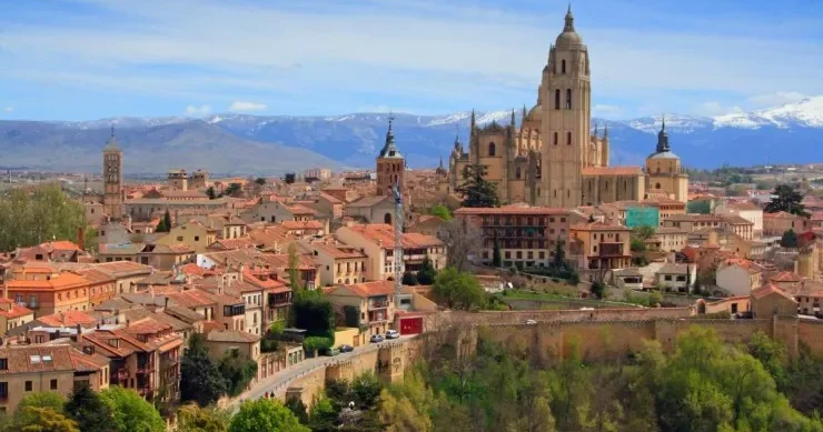 Bu il populyarlığı sürətlə artacaq 10 az tanınan Avropa şəhəri