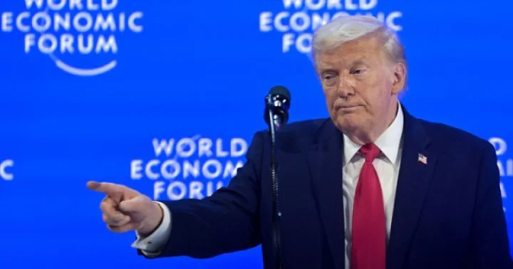 Tramp Qrenlandiya ilə bağlı tarifələrin tətbiq edilməyəcəyini açıqladı, qızılın qiyməti düşdü