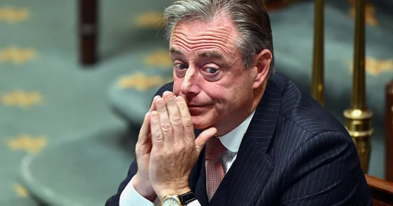 Премьер министр Бельгии назвал Трампа голодной гусеницей